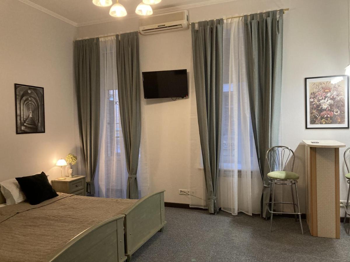 Sunflower B&B Kiev Bagian luar foto