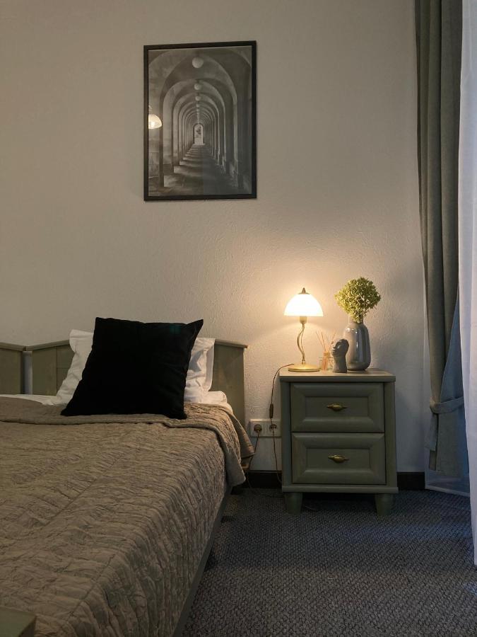 Sunflower B&B Kiev Bagian luar foto